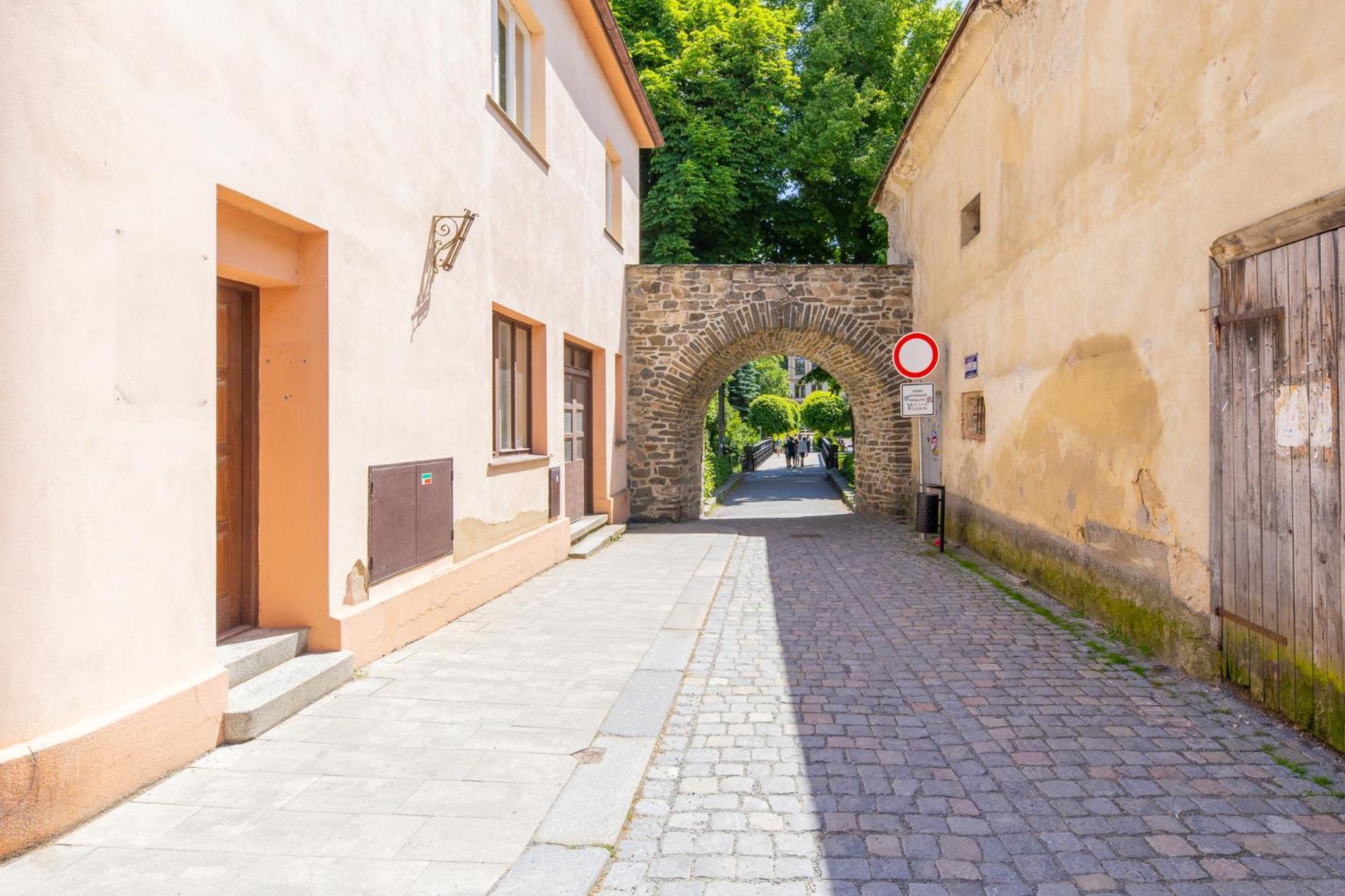 Hotel Pivovar Polička Exterior foto